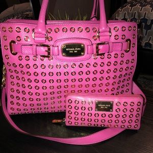 Gorgeous Rare Micheal Kors grommet Hamilton